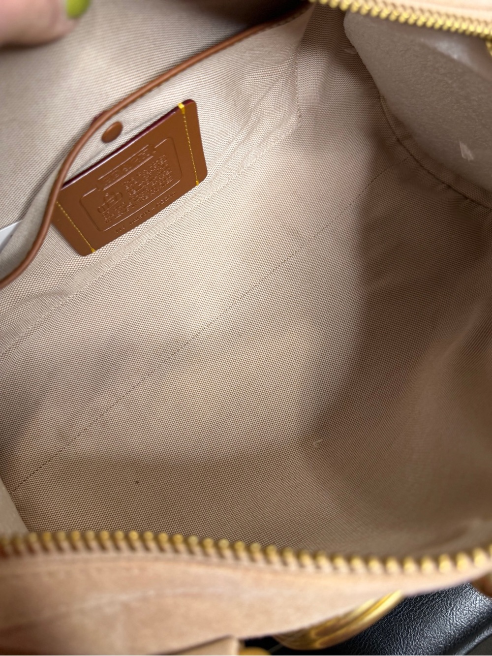 Coach Nuage Pink Suede Barrel Bag - Picture 5 of 6